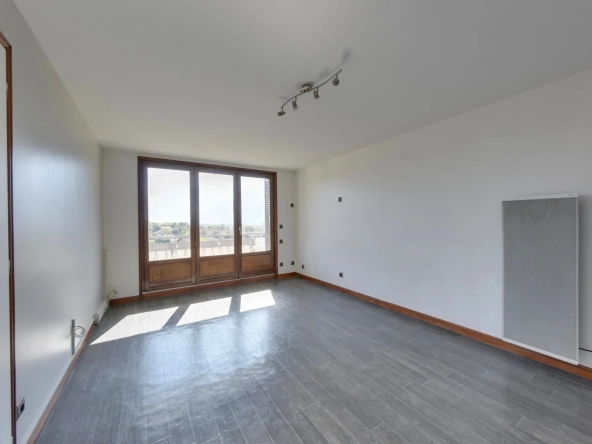 Appartement à Voreppe - 3 pièces et cuisine avec vue 