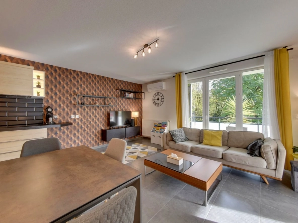 Quartier Prédieu, bel appartement récent 4 pièces et cuisine