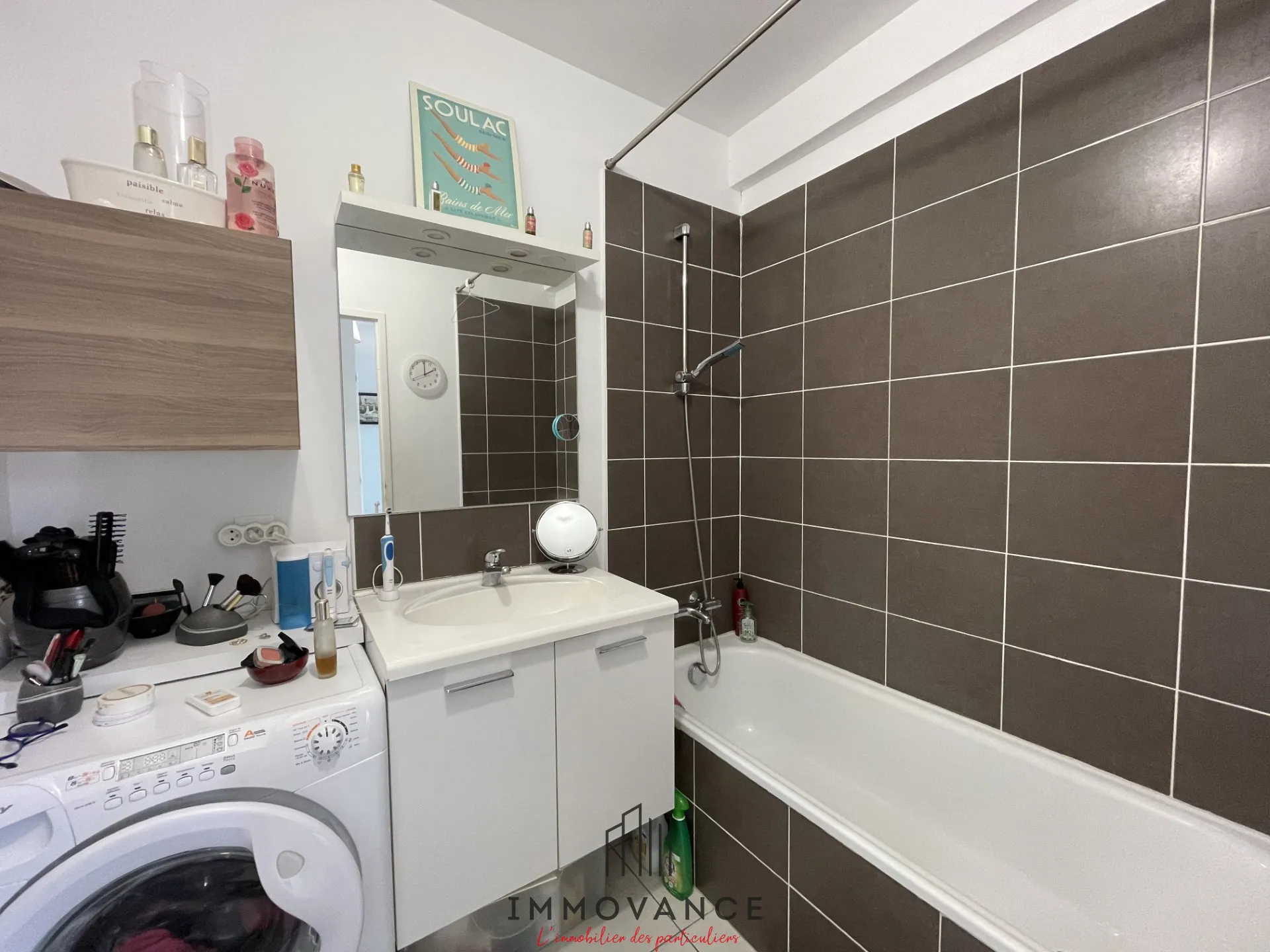 JACOU - APPARTEMENT T3 AVEC TERRASSES ET DOUBLE PARKING 