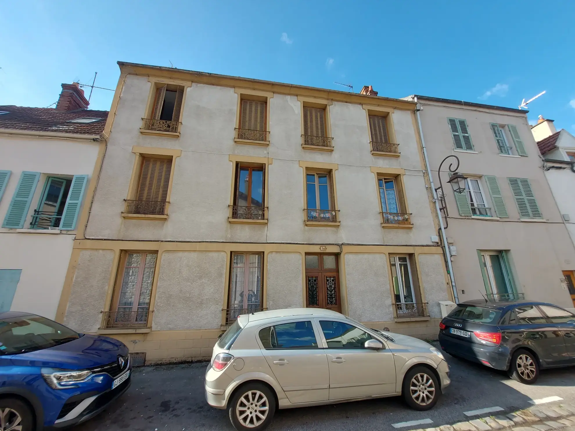 À vendre à Mantes-La-Jolie CENTRE VILLE 2 pièces 