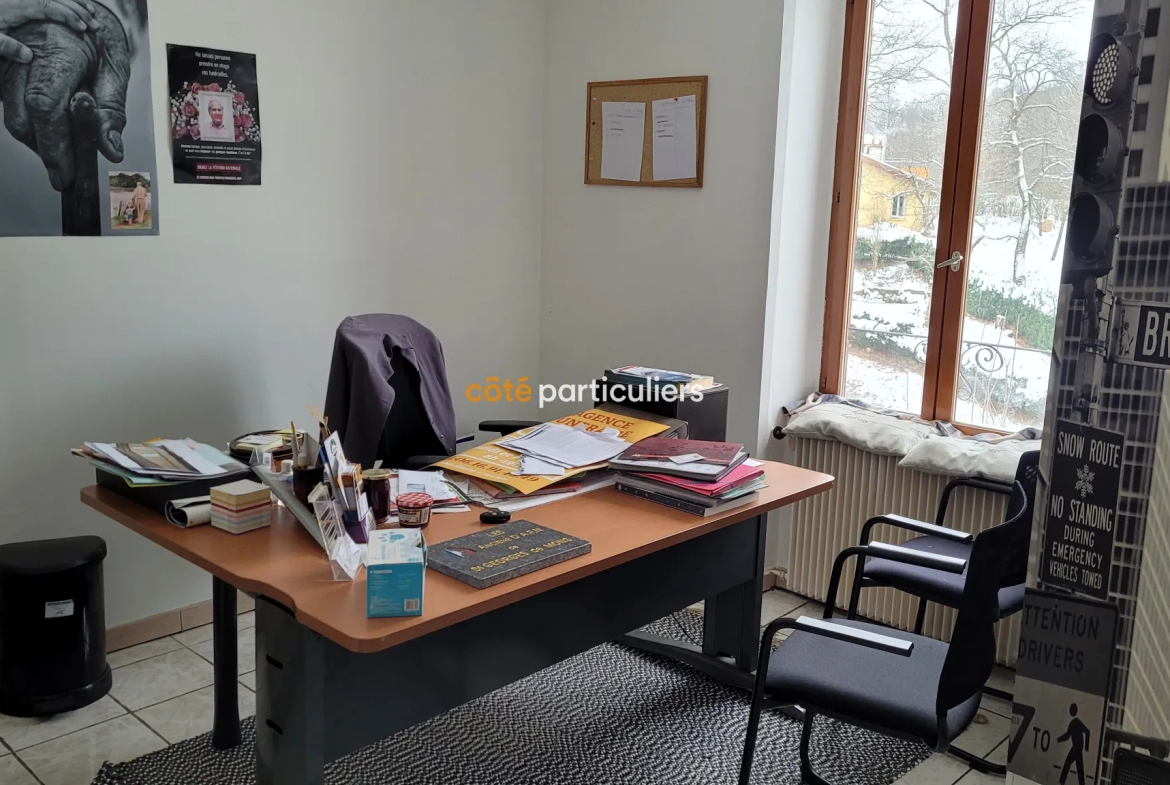 Immeuble 3 Appartements Les Ancizes Comps 