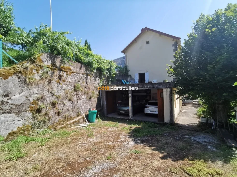 Immeuble 3 Appartements Les Ancizes Comps 