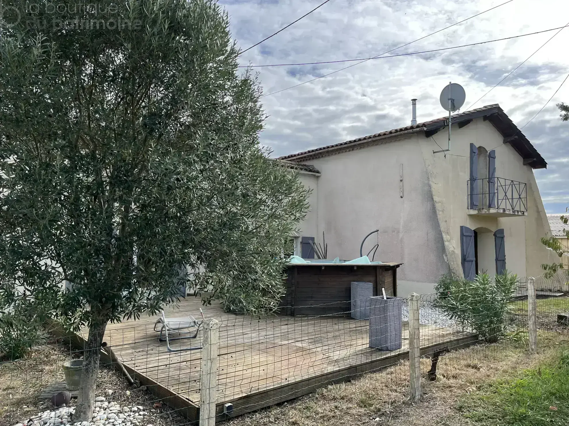 Maison en pierre 5 chambres à Semens 