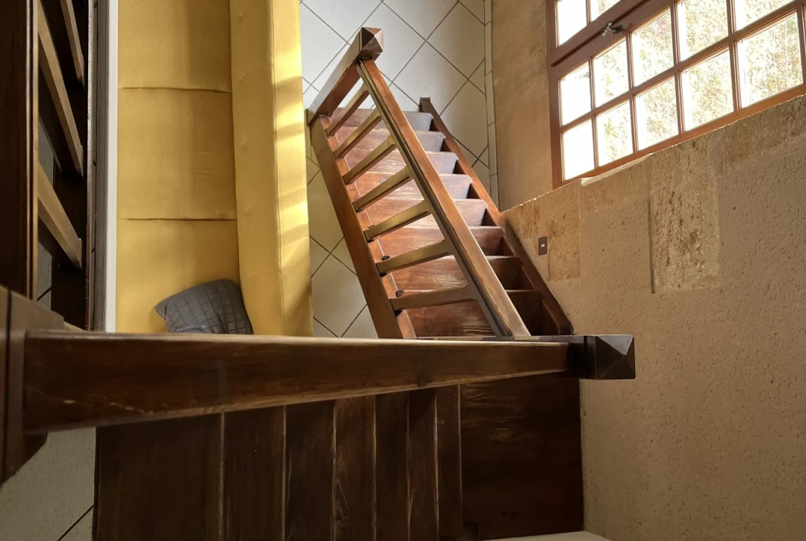 Maison en pierre 5 chambres à Semens 