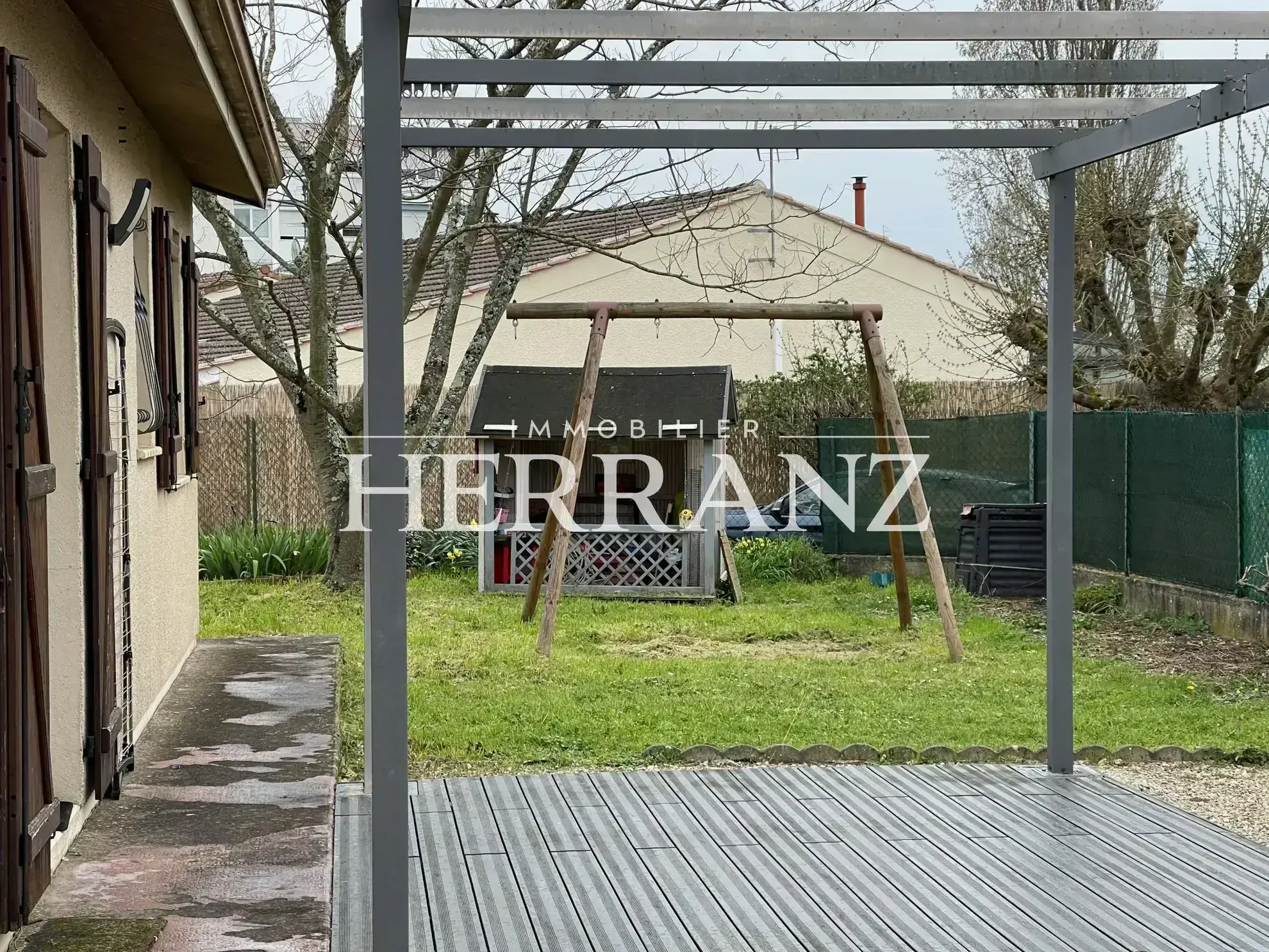 Maison individuelle de plain-pied avec 3 chambres et jardin à Libourne 