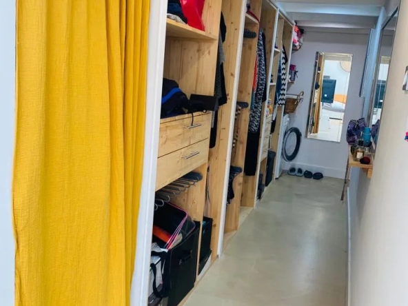 Appartement/Loft rare et atypique à Castelnau-le-Lez 