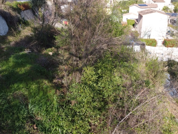 Terrain Constructible à Le Bar sur Loup 06620 