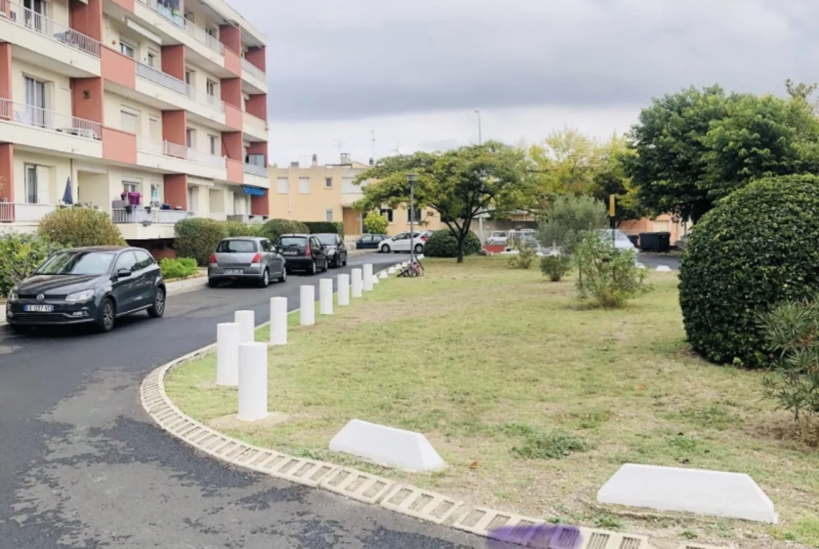 Appartement Type 4 Rénové avec Garage à Lunel 