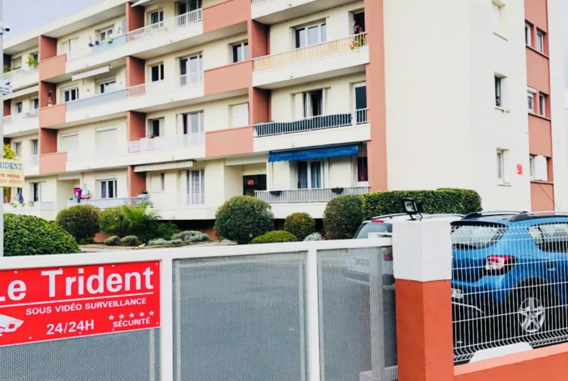 Appartement Type 4 Rénové avec Garage à Lunel 