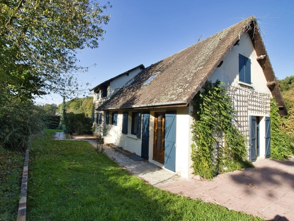 Maison pleine de potentiel à Barentin - 6 pièces avec beau potentiel
