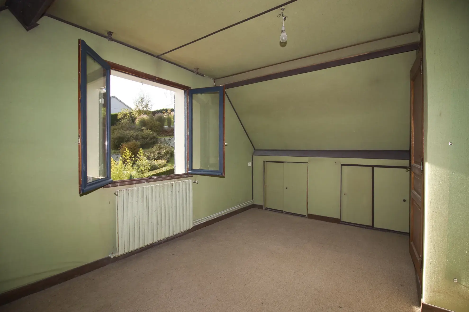 Maison pleine de potentiel à Barentin - 6 pièces avec beau potentiel 