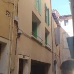 Immeuble à rénover avec deux appartements, garage et grenier à Lodève centre