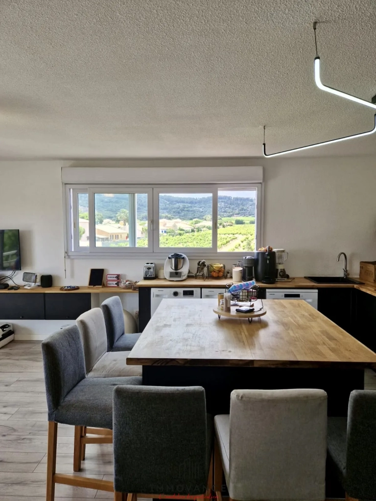 Appartement 3 pièces à Frontignan avec piscine