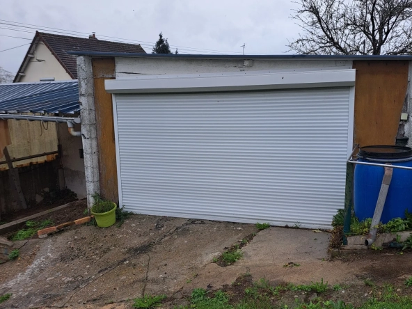 LE TRAIT maison individuelle 96 m2, 3 chambres, garages, jardin 