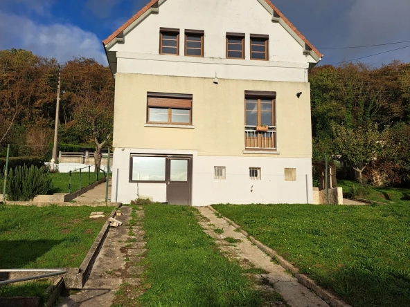LE TRAIT maison individuelle 96 m2, 3 chambres, garages, jardin 