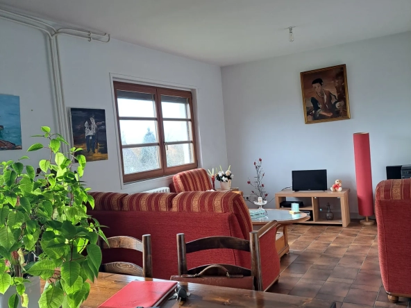LE TRAIT maison individuelle 96 m2, 3 chambres, garages, jardin 