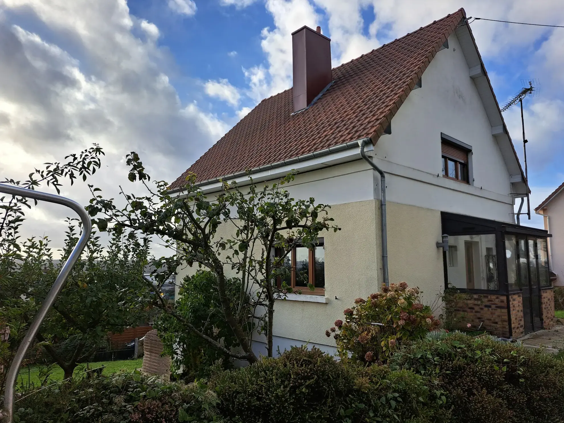 LE TRAIT maison individuelle 96 m2, 3 chambres, garages, jardin 