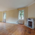 Plateau à rénover entièrement à Dijon - 85 m2