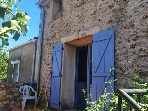 Cabrières, surperbe maison de village avec terrasses et caves 