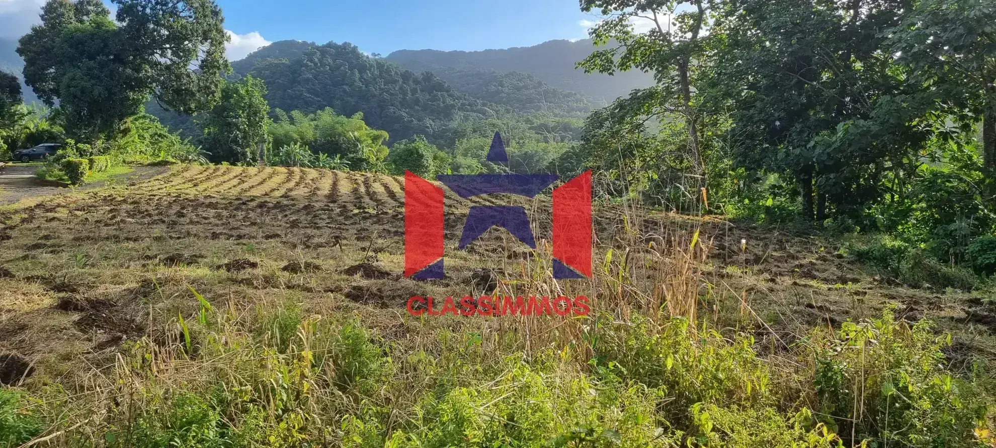 Terrain constructible 1794 m2 