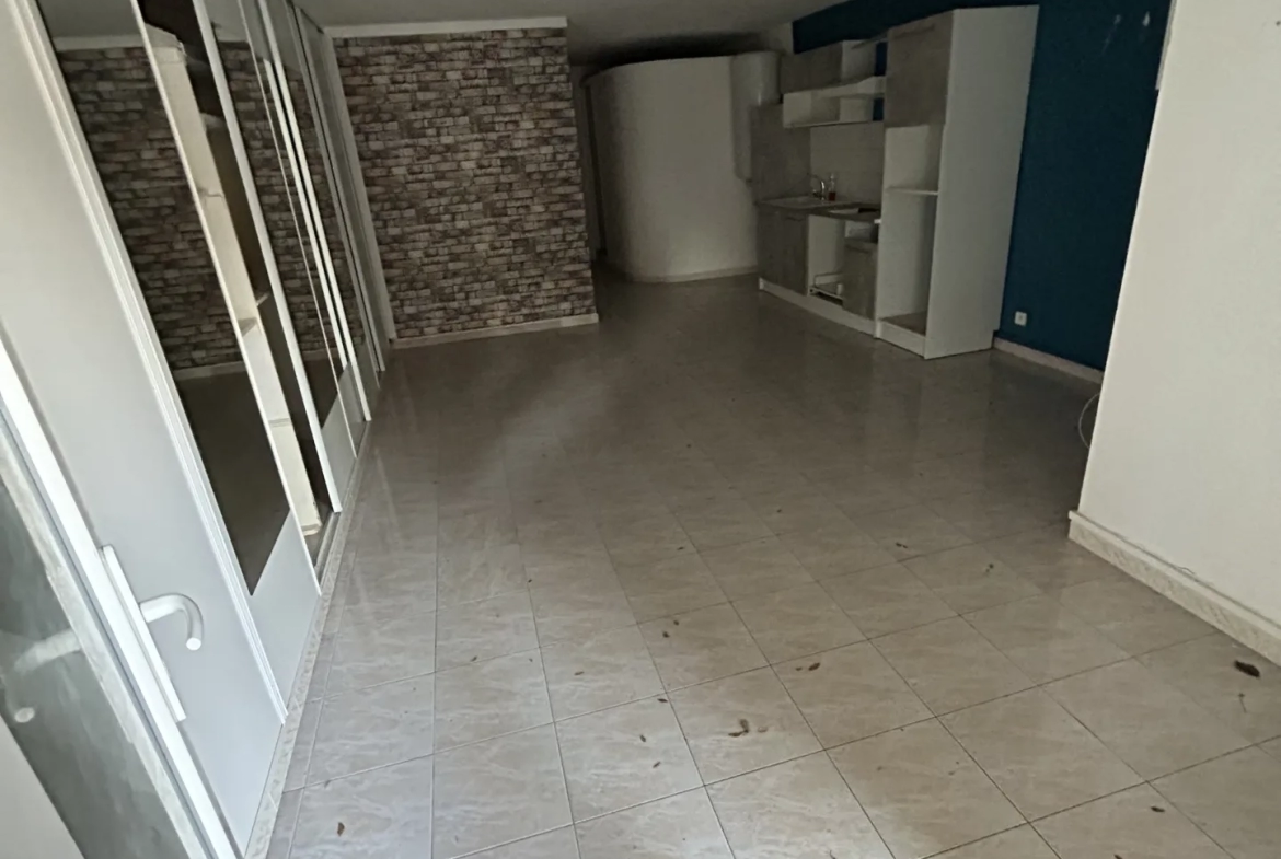 EXCLUSIVITE CASTRIES Appartement T3 de 73 m2 avec jardin de 126 m2 IMMOVANCE GROUPE 