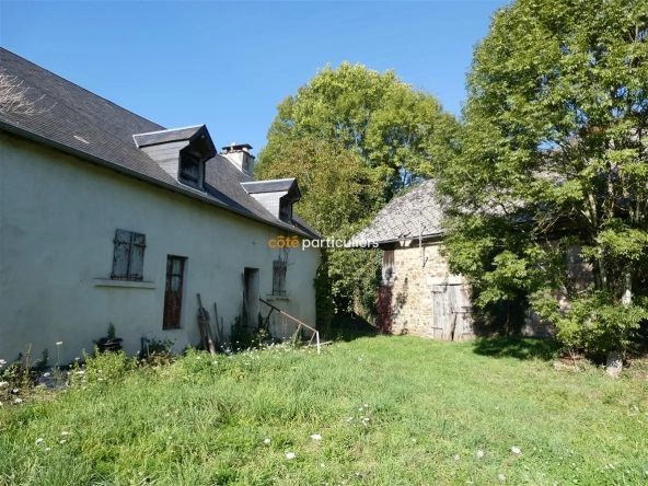 Propriété rurale avec plus de 5 Hectares de terrain sur secteur recherché