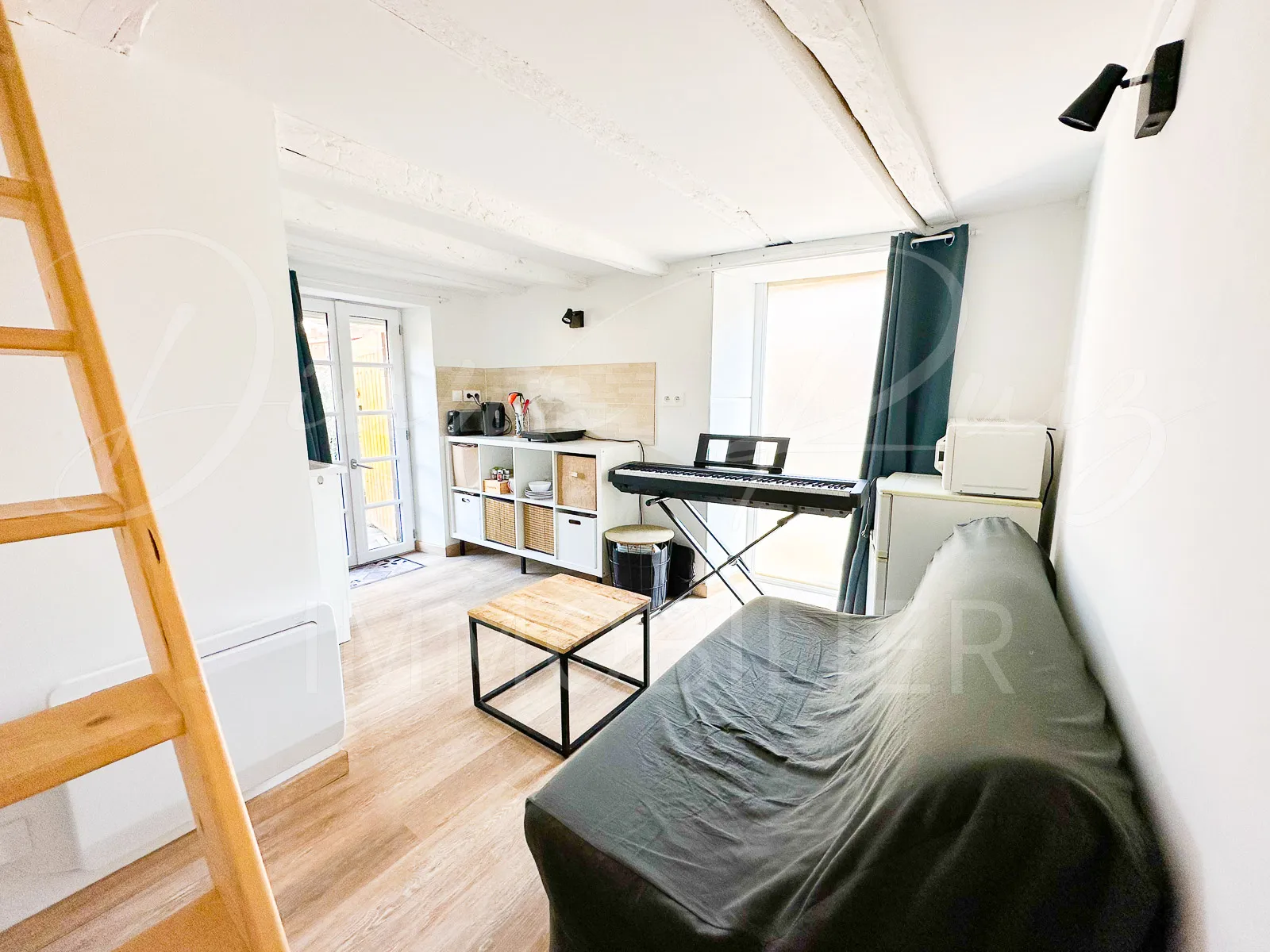 Charmante maison de bourg à Lasse - 139,900 € 
