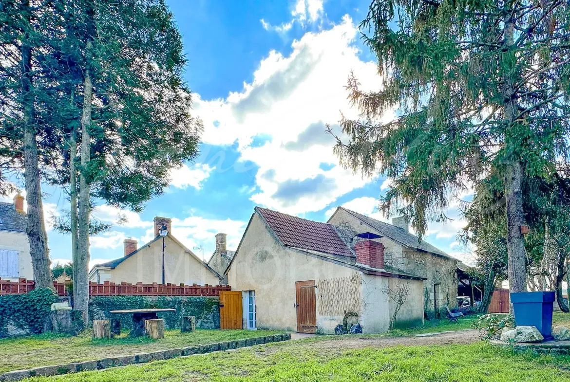 Charmante maison de bourg à Lasse - 139,900 € 