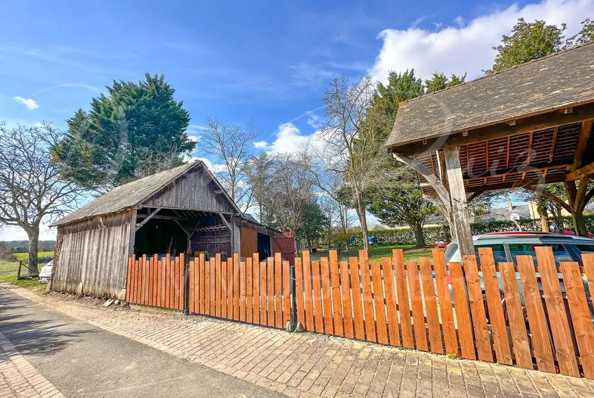 Charmante maison de bourg à Lasse - 139,900 € 