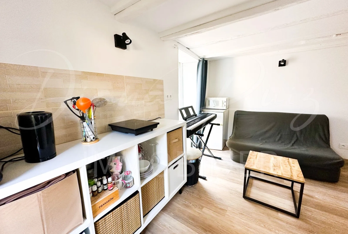 Charmante maison de bourg à Lasse - 139,900 € 