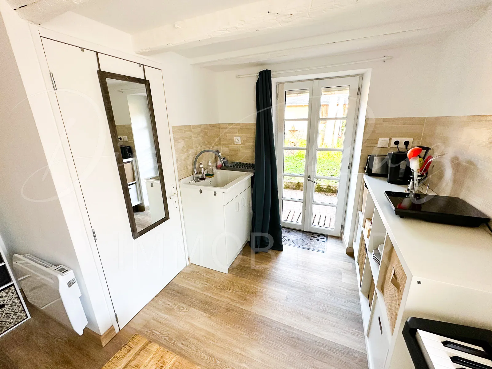 Charmante maison de bourg à Lasse - 139,900 € 