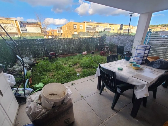 Bel appartement Type 2 avec jardin et box-garage à Gardanne