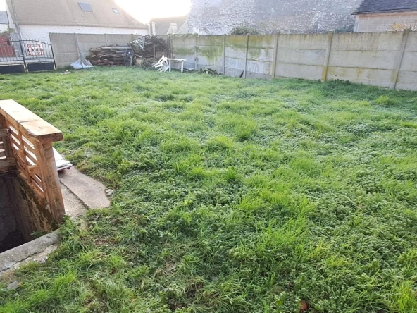 Maison ancienne rénovée avec jardin à Sainville 