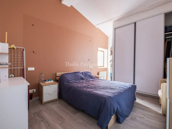 Immeuble d'habitation avec local commercial et appartement duplex à Cintegabelle 