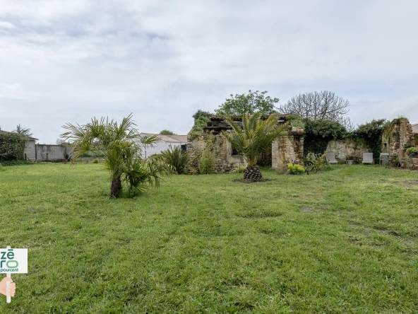 Maison en pierre rénovée à Magnils-Reigniers 