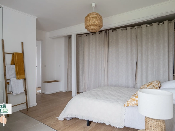 Maison en pierre rénovée à Magnils-Reigniers 