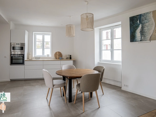 Maison en pierre rénovée à Magnils-Reigniers 