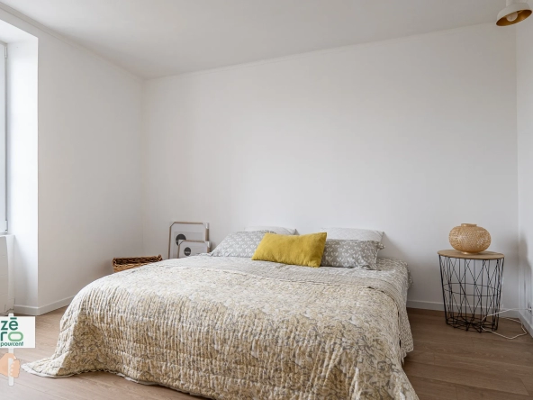 Maison en pierre rénovée à Magnils-Reigniers 