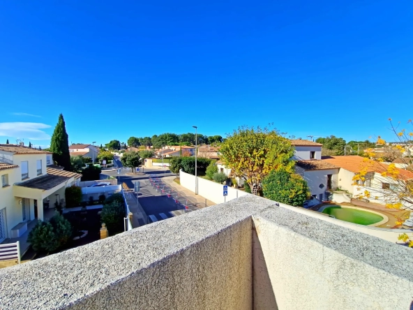 Spacious 1-Bed Apartment with Terrace in Castelnau Le Lez 