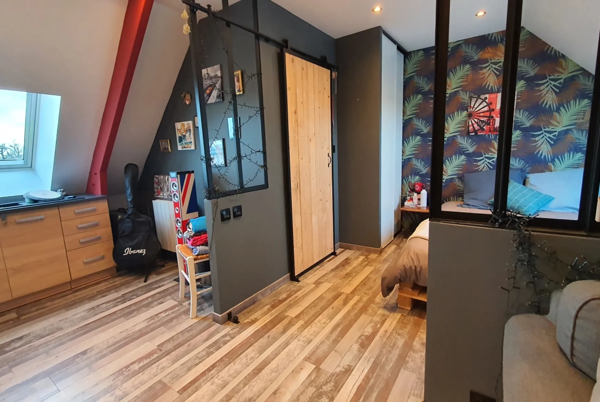 Pavillon avec Piscine et Studios à Semalle 