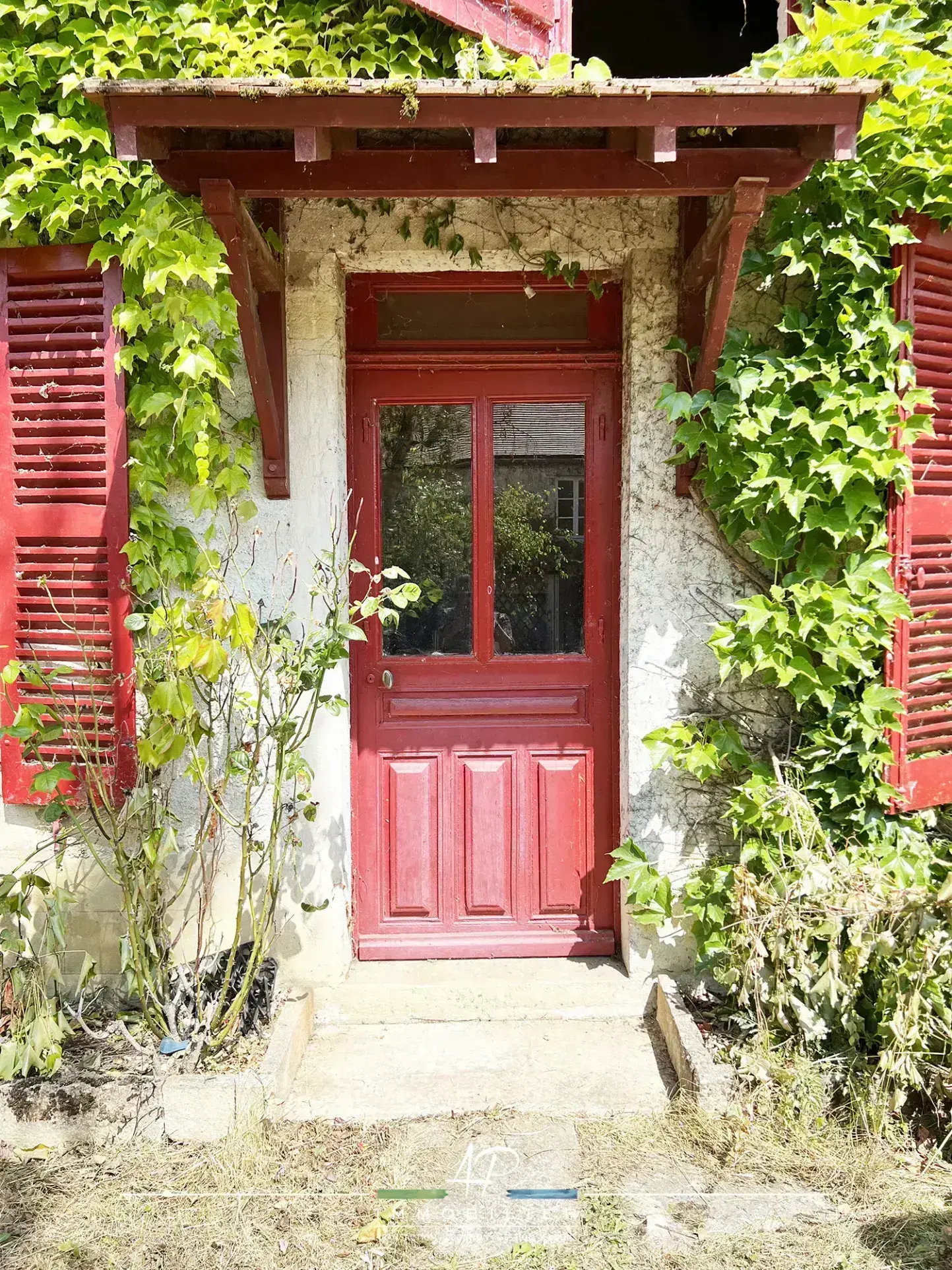Maison ancienne à rénover à BEIRE LE CHATEL 