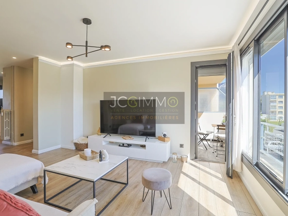 Appartement T3 entièrement rénové - Balcons - Résidence sécurisée - Au calme 