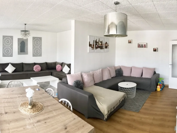 Appartement lumineux de 100m2 à Mantes-la-Ville 