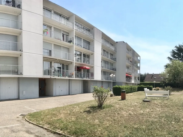 Appartement lumineux de 100m2 à Mantes-la-Ville 