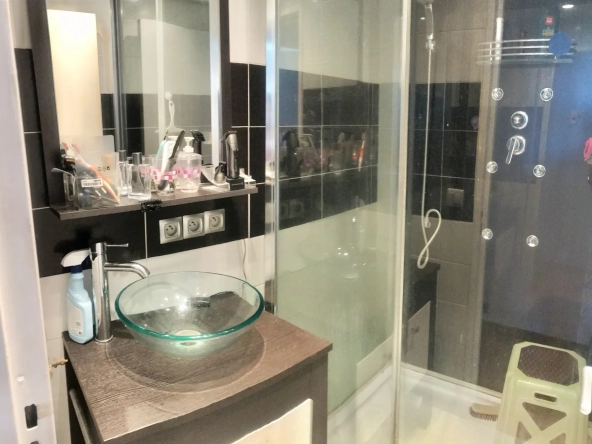Appartement lumineux de 100m2 à Mantes-la-Ville 
