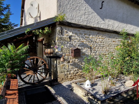 Charmante Maison de Caractère en pierre à Pierremont sur Amance 