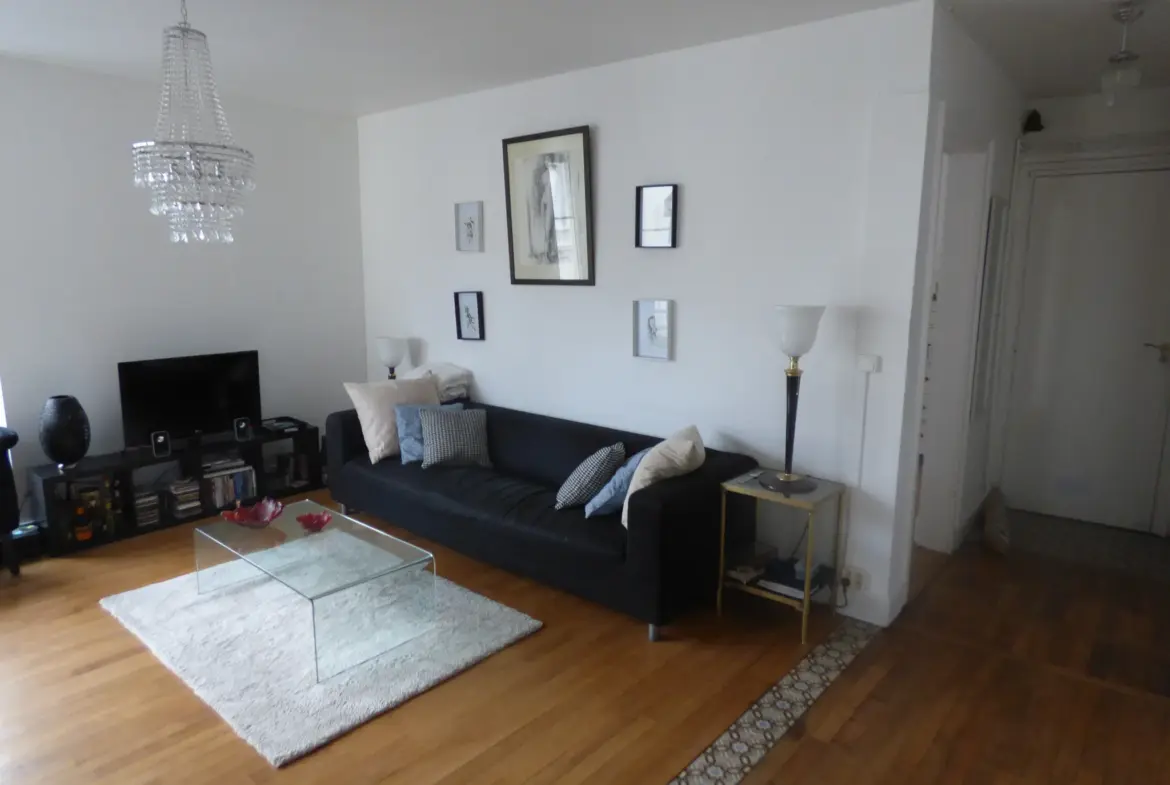 Bel appartement 3 pièces de caractère à Nancy 