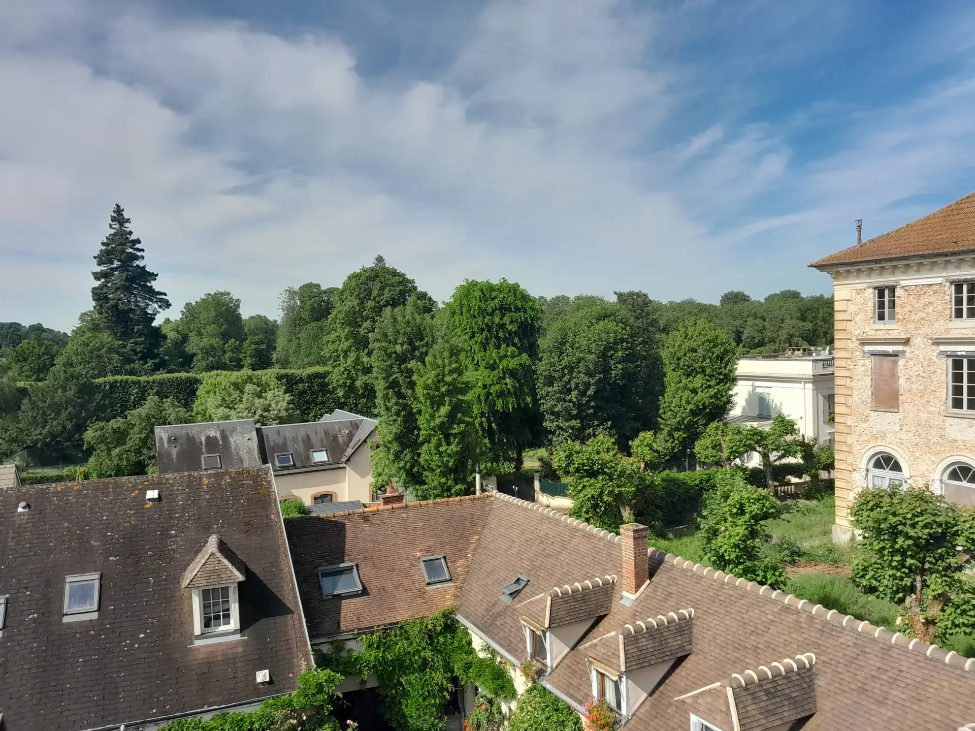 Studio en plein centre de Rambouillet avec vue dégagée 