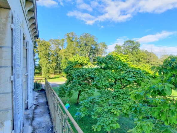 Appartement T4 Château de Villette-les-Dole 