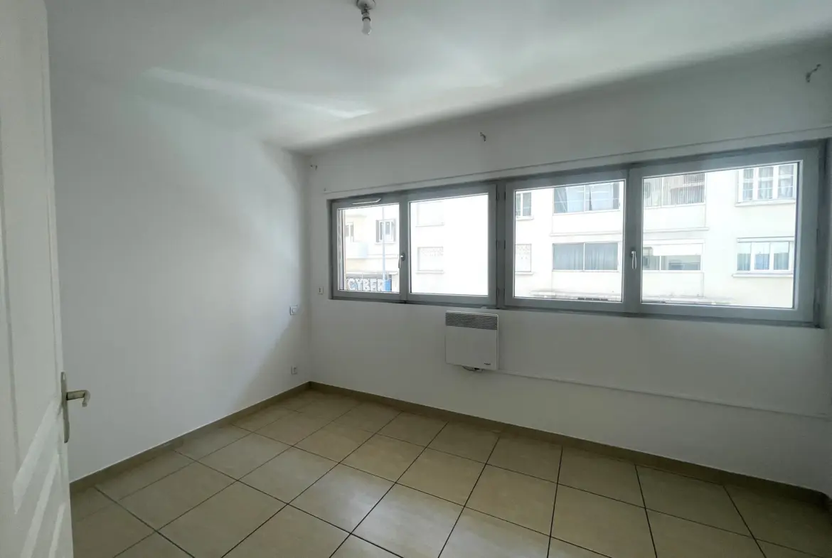Appartement T3 58m2 Saint Roch Toulon 